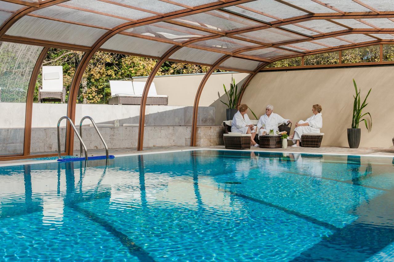Fonix Wellness Resort Csitár 外观 照片